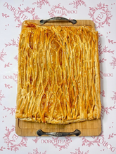 Cargar imagen en el visor de la galería, Empanada de pollo con mole

