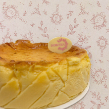 Cargar imagen en el visor de la galería, Tarta Vasca
